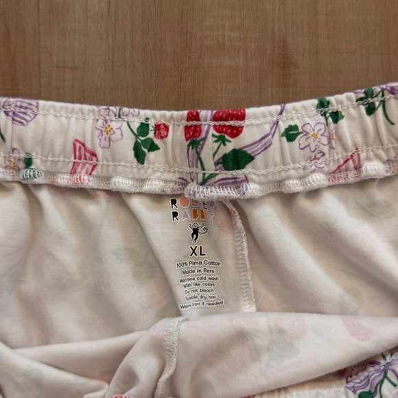 Roller Rabbit strawberry Pajama Set - Picture 5 of 5